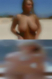Girl in women looking to spa nude.